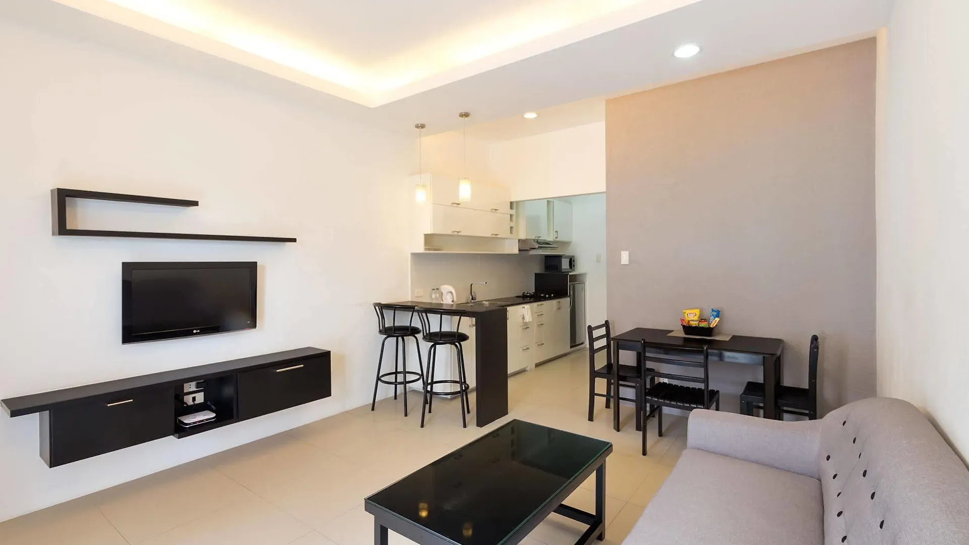 ****  Winds Boutique Hotel Angeles Philippines